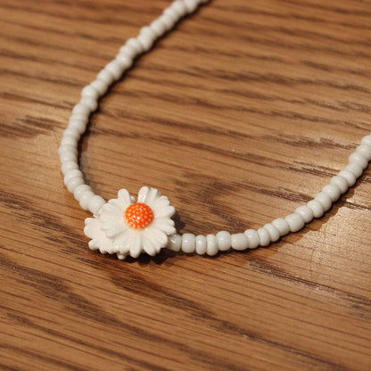 Daisy Bead Necklace